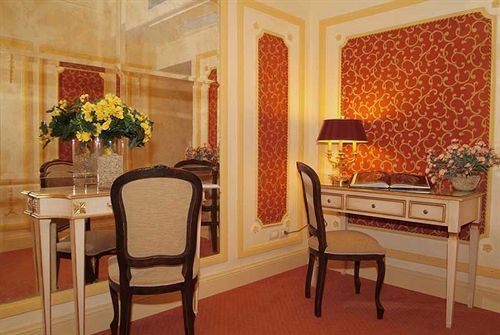 Champagne Palace Rom